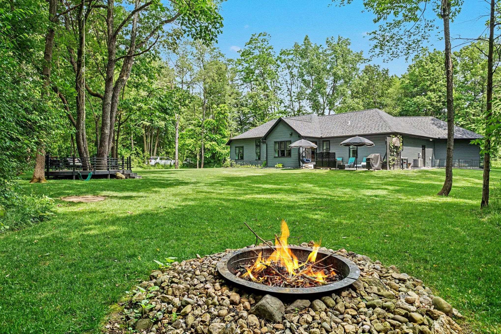 13912 Shavano Peak Drive Middlebury IN 46540