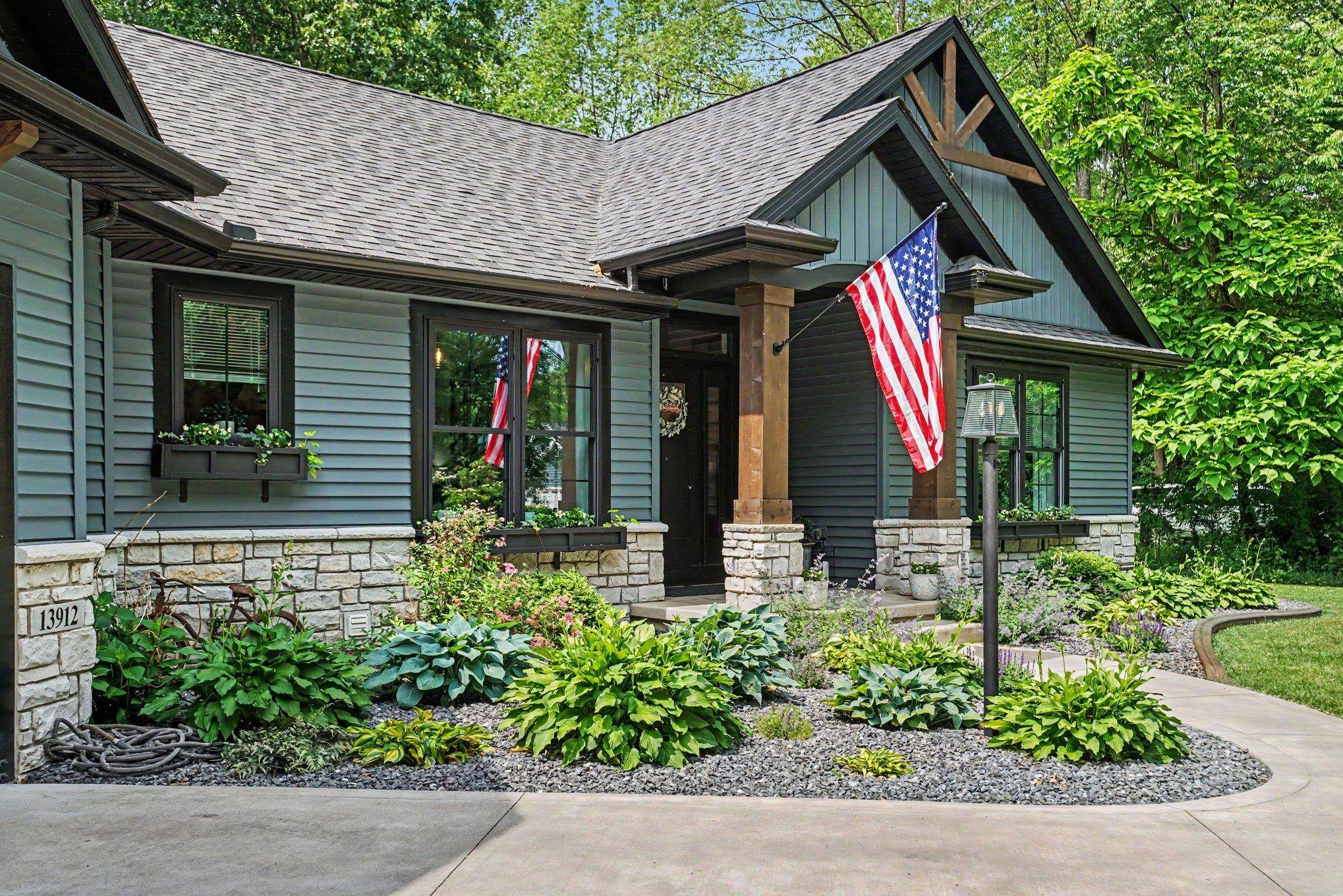 13912 Shavano Peak Drive Middlebury IN 46540