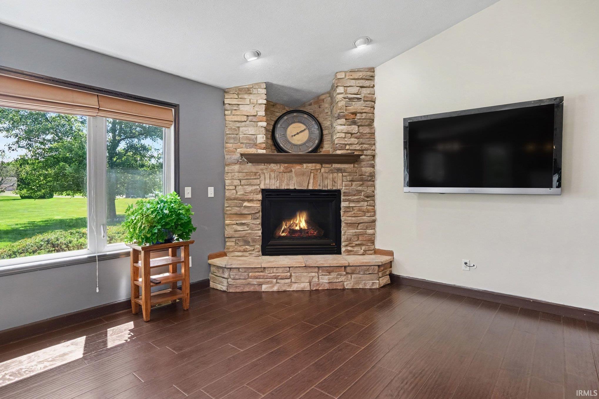 30056 Quail Pointe Drive Granger IN 46530
