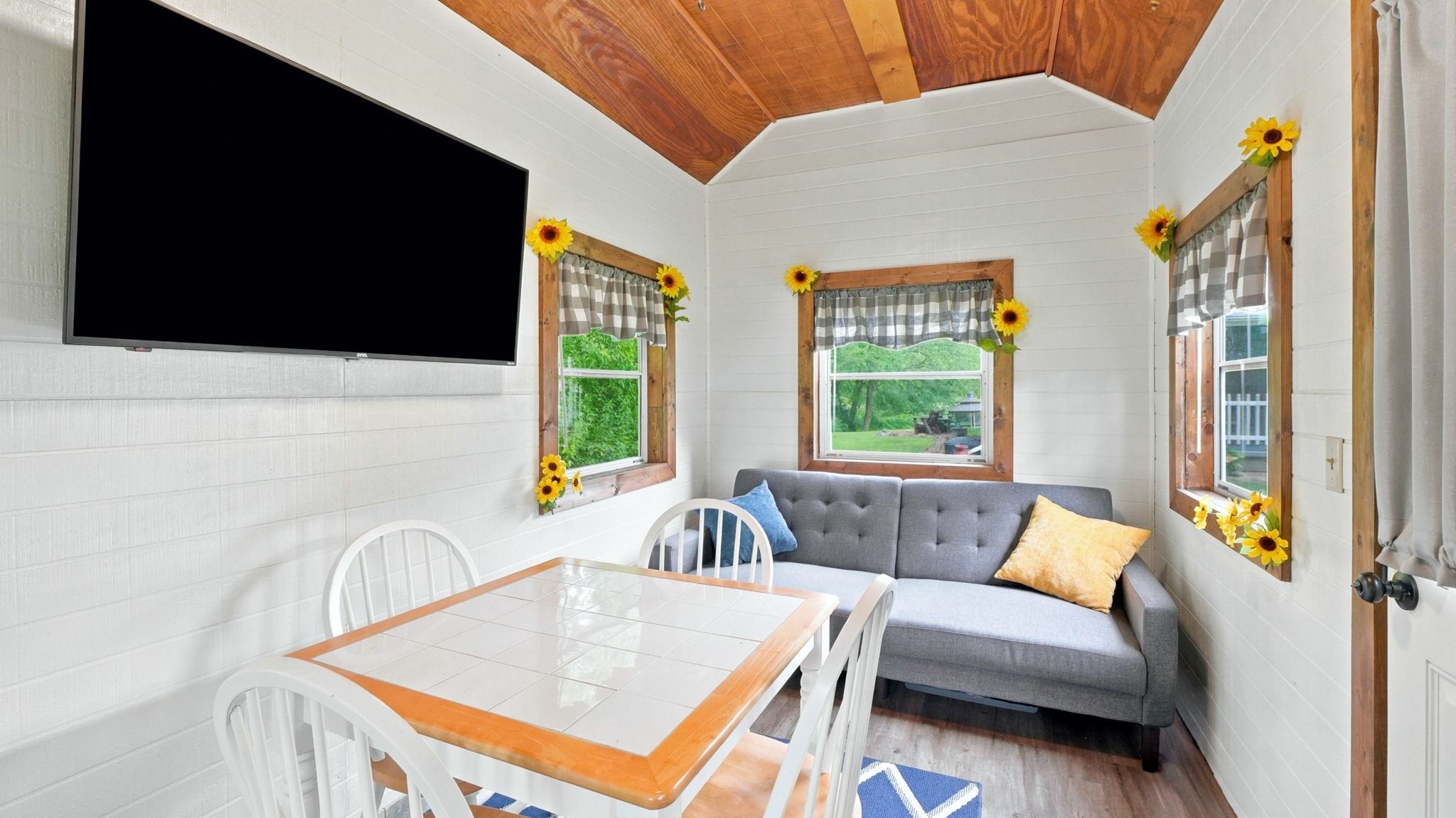 3055 S Trail Ridge Road Warsaw IN 46580