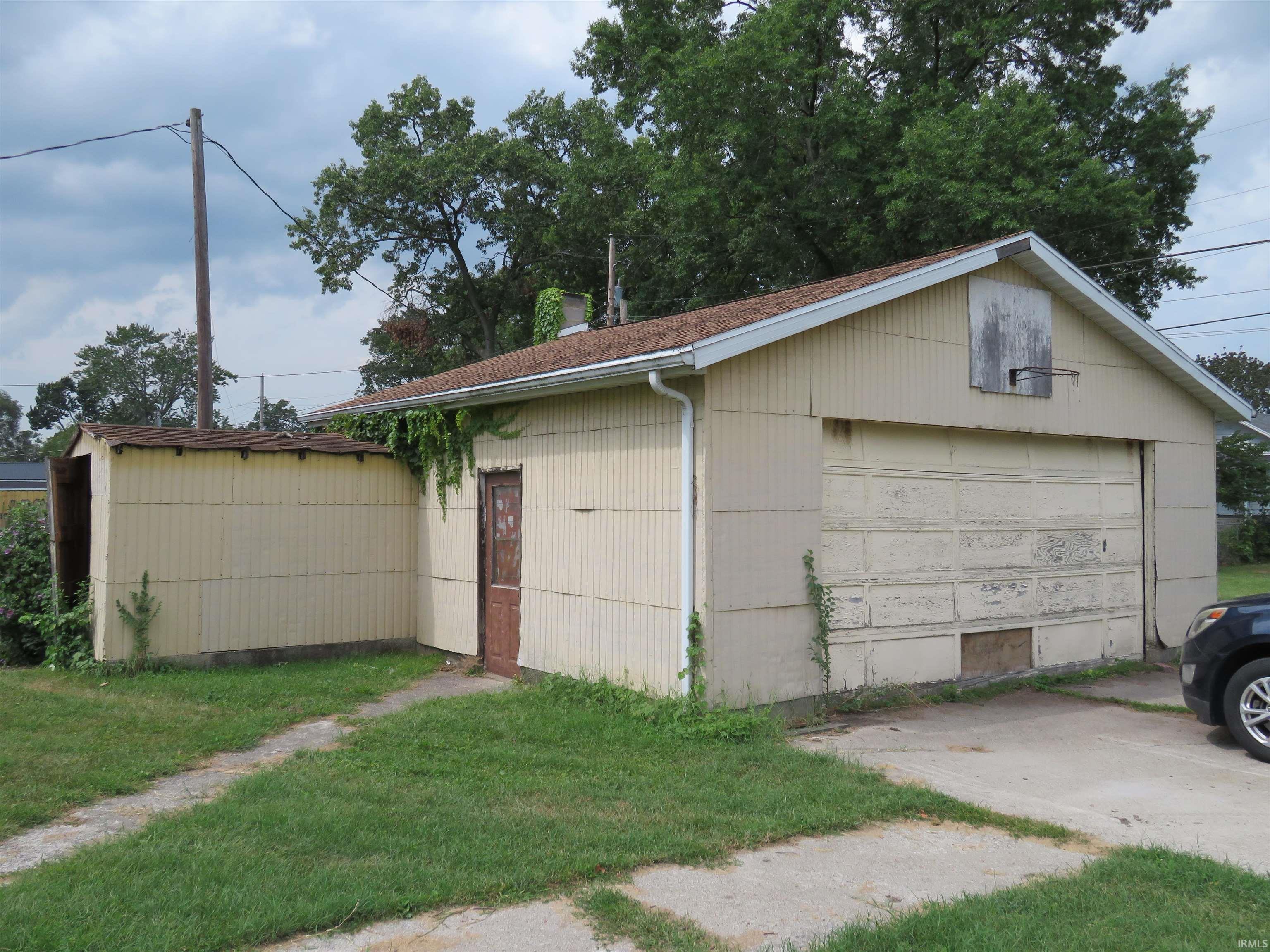 1300 Laurel Street Elkhart IN 46514