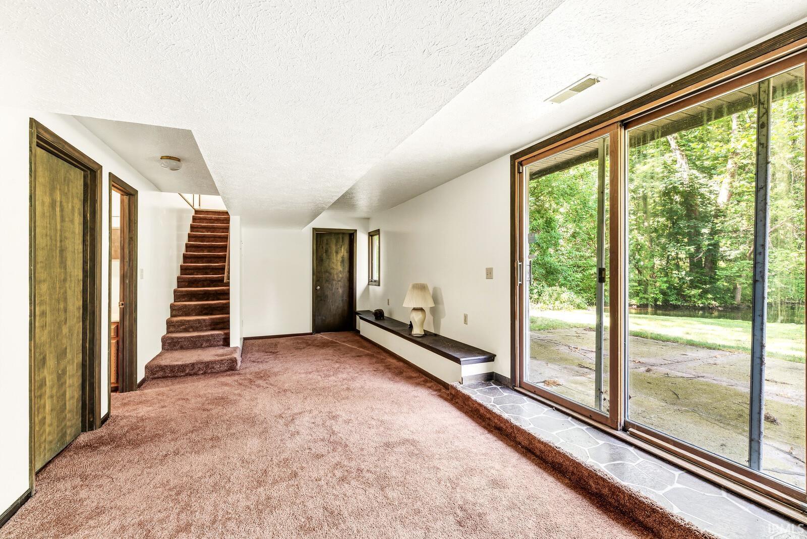 55045 Cobus Lane Elkhart IN 46514