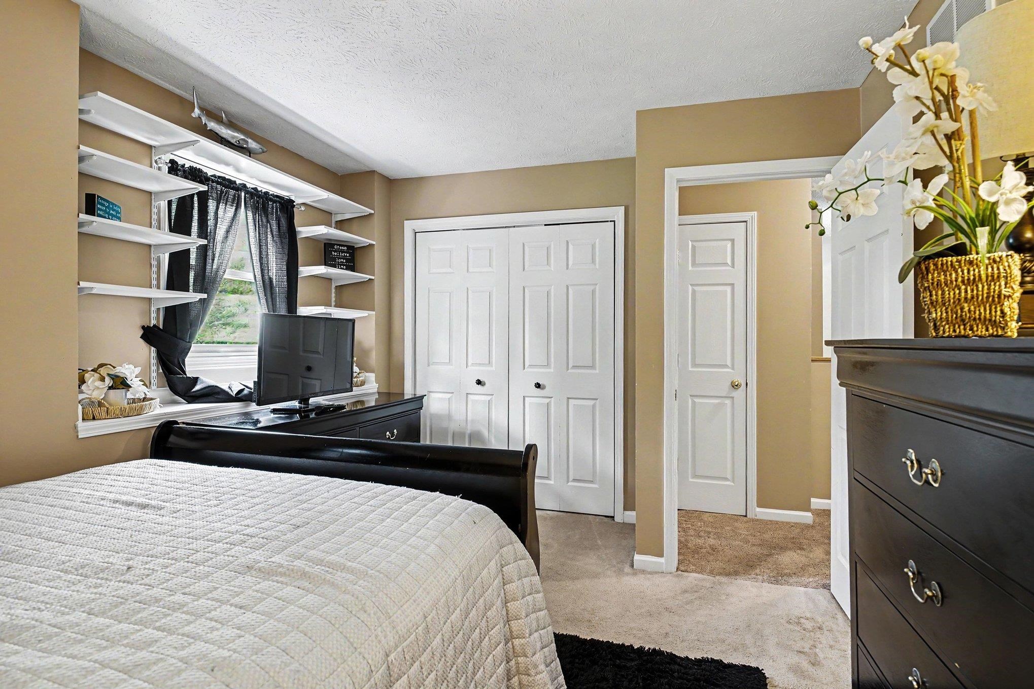 26551 Hampton Woods Drive Elkhart IN 46514