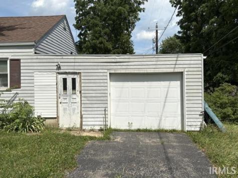 3718 N Miami Avenue Muncie IN 47303