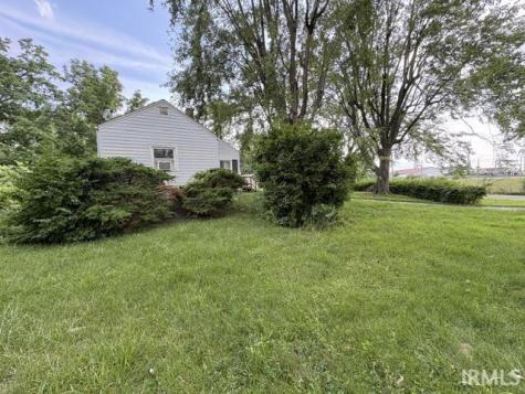 3718 N Miami Avenue Muncie IN 47303