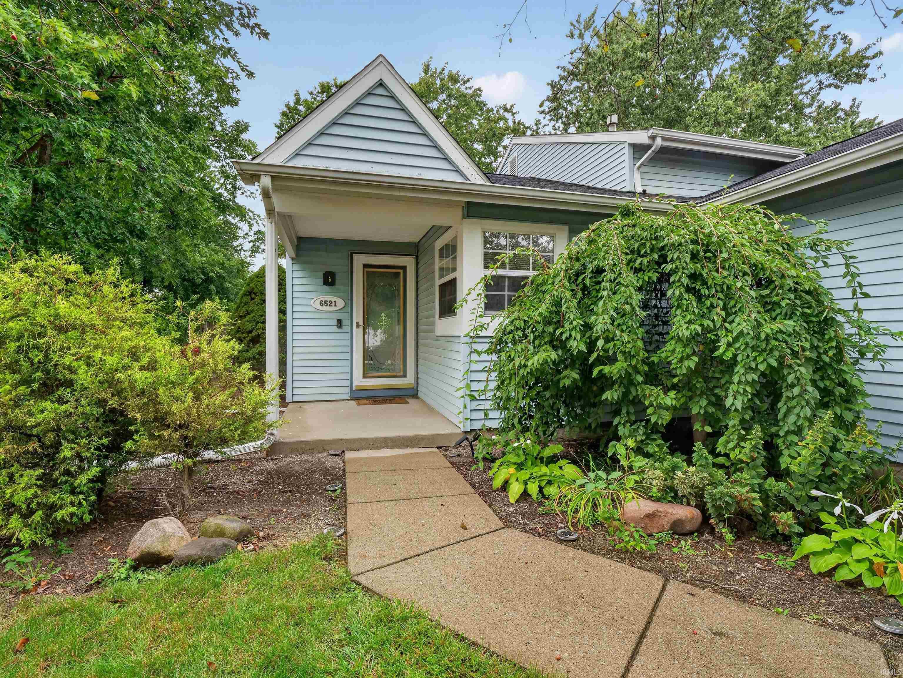 6521 Pine Meadows Lane Fort Wayne IN 46835