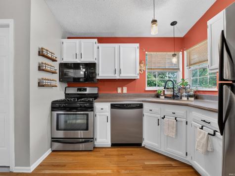 6521 Pine Meadows Lane Fort Wayne IN 46835