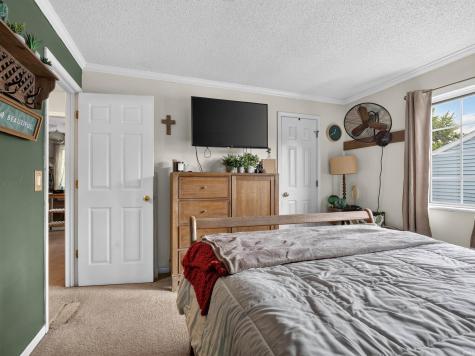 6521 Pine Meadows Lane Fort Wayne IN 46835