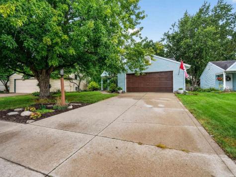 6521 Pine Meadows Lane Fort Wayne IN 46835