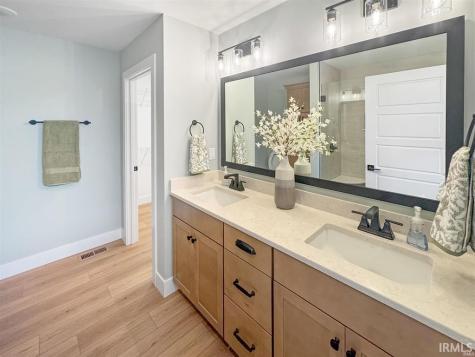 4615 Verbena Lane Evansville IN 47725