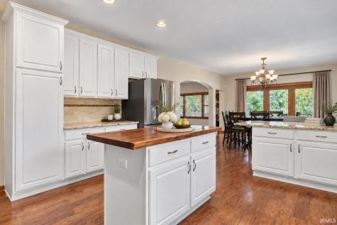 4728 Vandolah Road Leo IN 46765