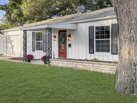 2202 Summerfield Drive Lafayette IN 47909