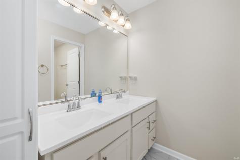 1148 Mosaic Street Huntertown IN 46748