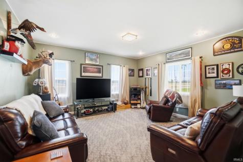 6033 N 200 E Road Huntington IN 46750
