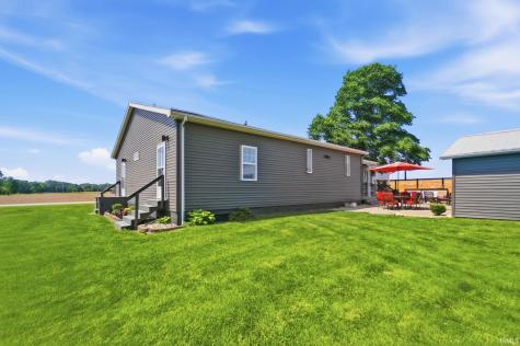 6033 N 200 E Road Huntington IN 46750