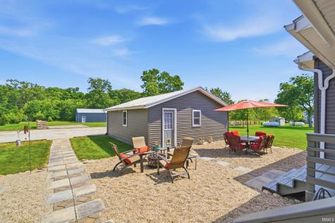 6033 N 200 E Road Huntington IN 46750