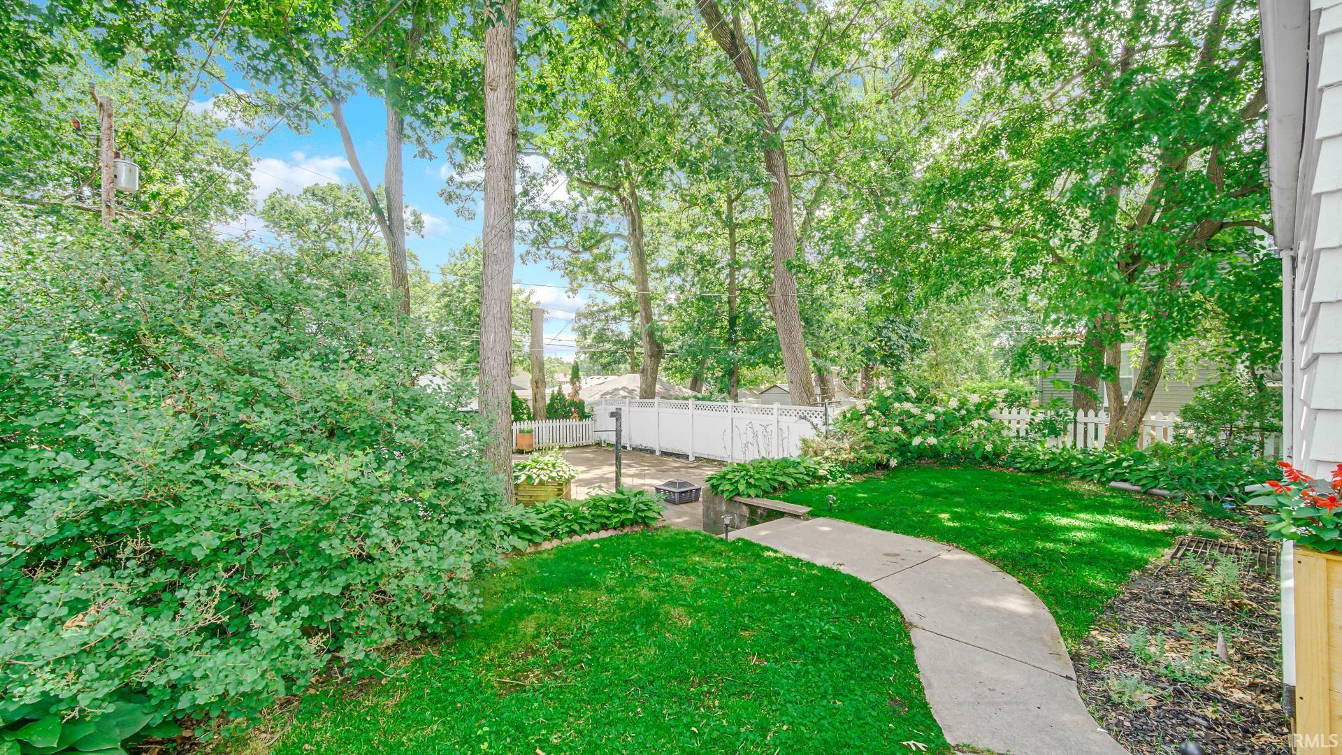 917 W Lawrence Street Mishawaka IN 46545