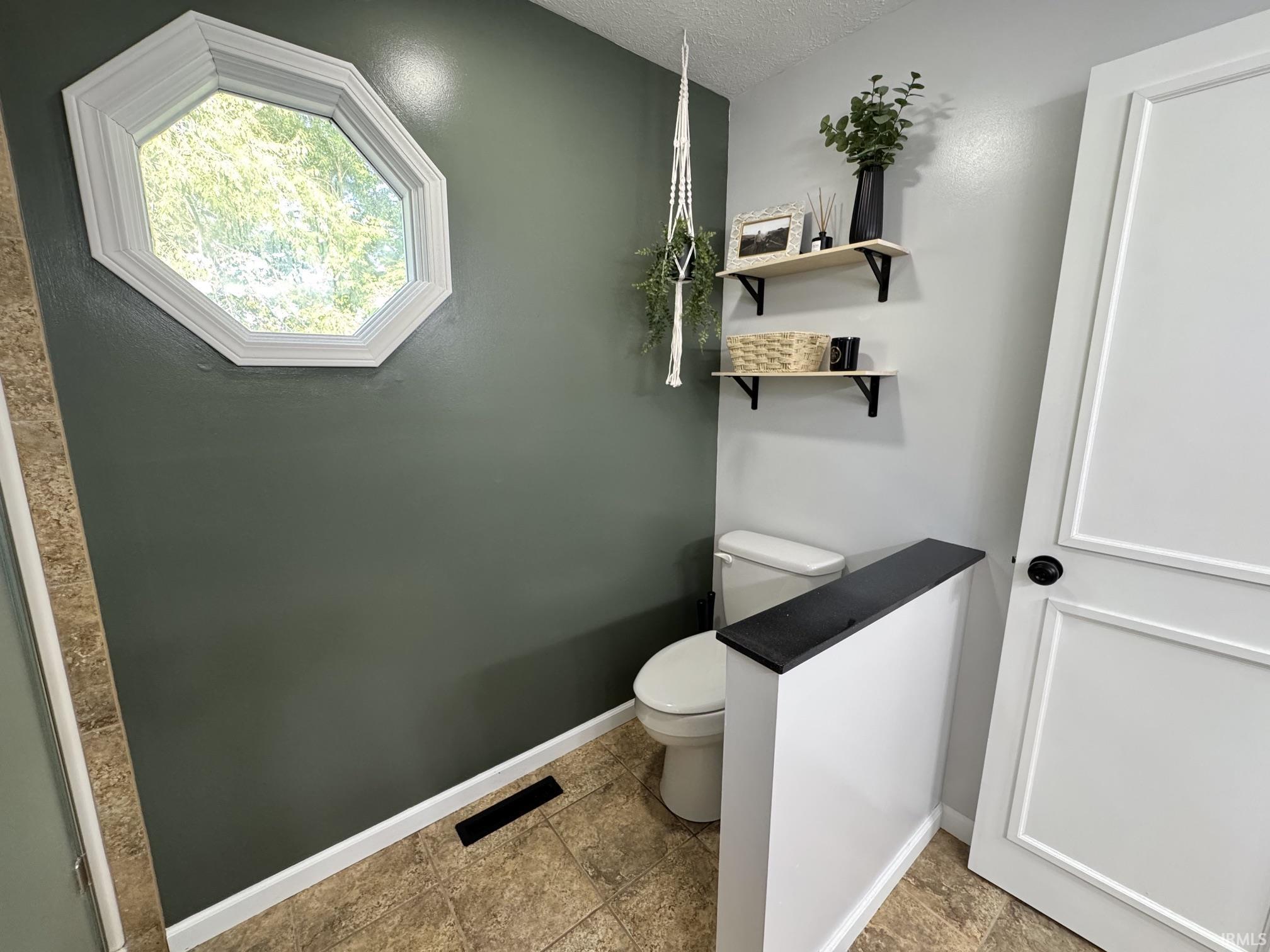 1834 Forest Edge Drive Mishawaka IN 46544
