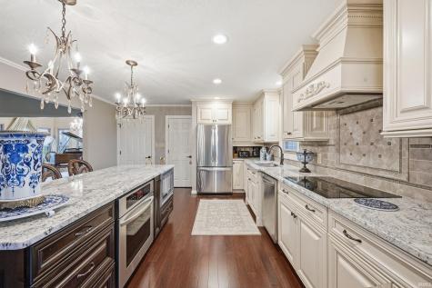 92 W Golfbrook Drive Portland IN 47371