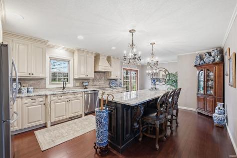 92 W Golfbrook Drive Portland IN 47371