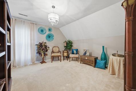 92 W Golfbrook Drive Portland IN 47371
