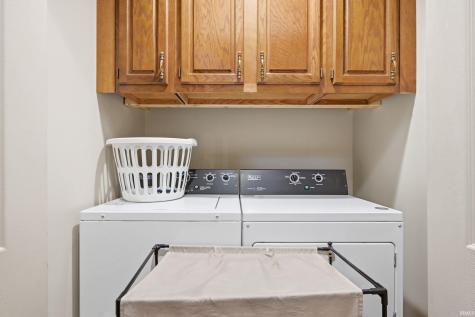 92 W Golfbrook Drive Portland IN 47371