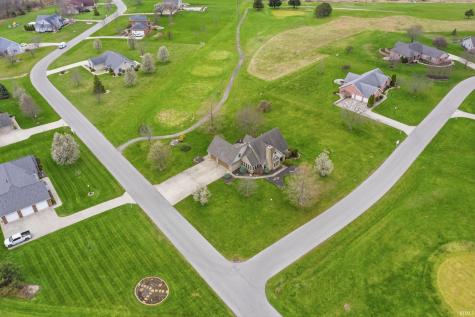 92 W Golfbrook Drive Portland IN 47371