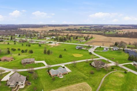 92 W Golfbrook Drive Portland IN 47371