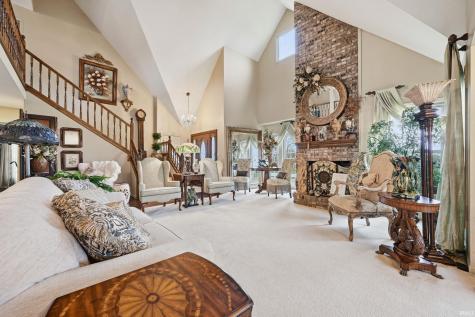 92 W Golfbrook Drive Portland IN 47371