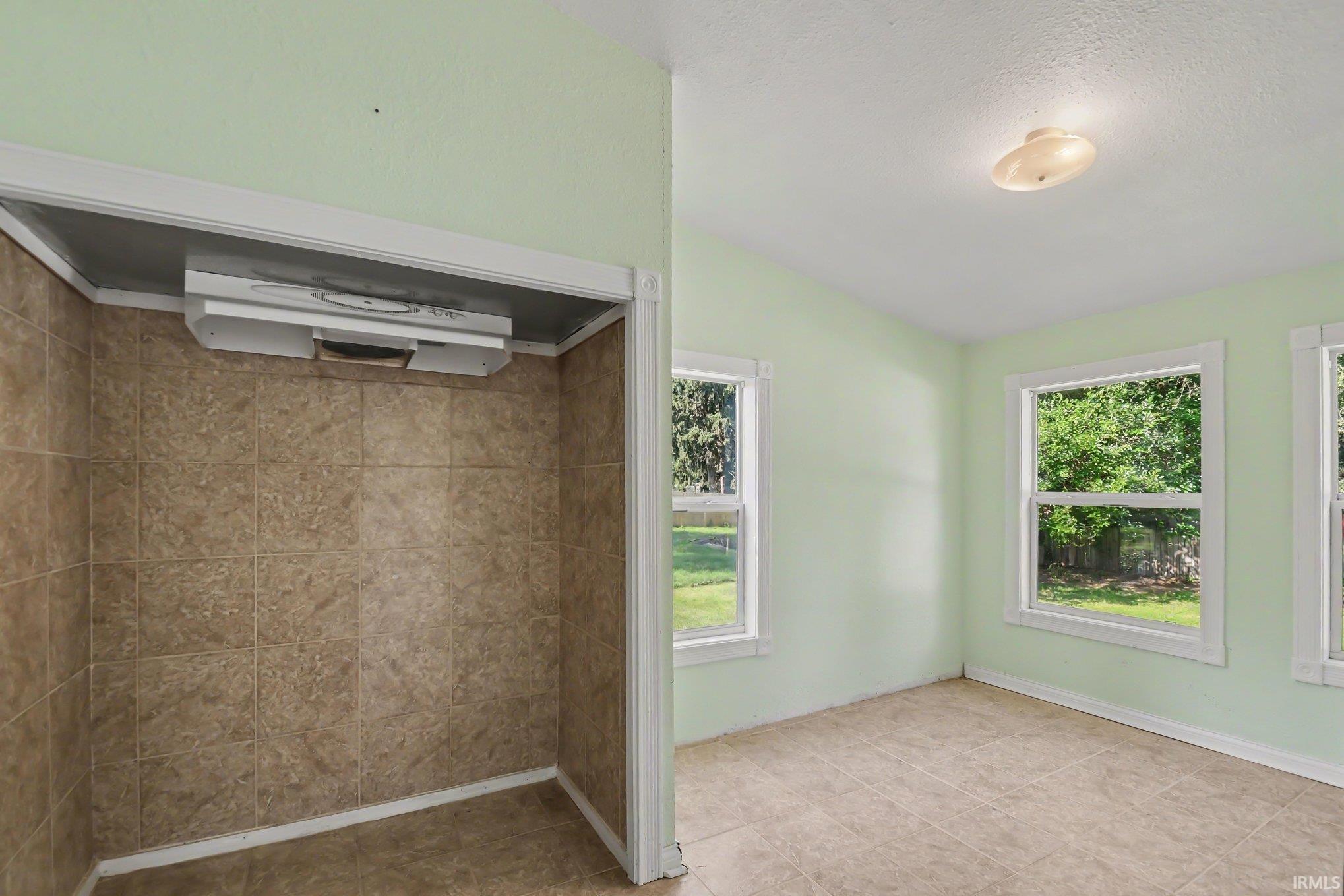 55207 Glenn Road South Bend IN 46628