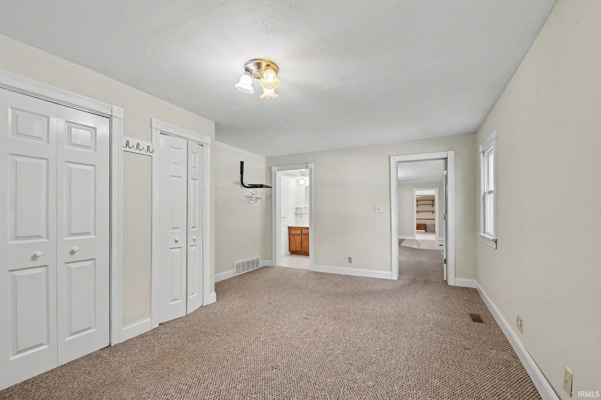 55207 Glenn Road South Bend IN 46628