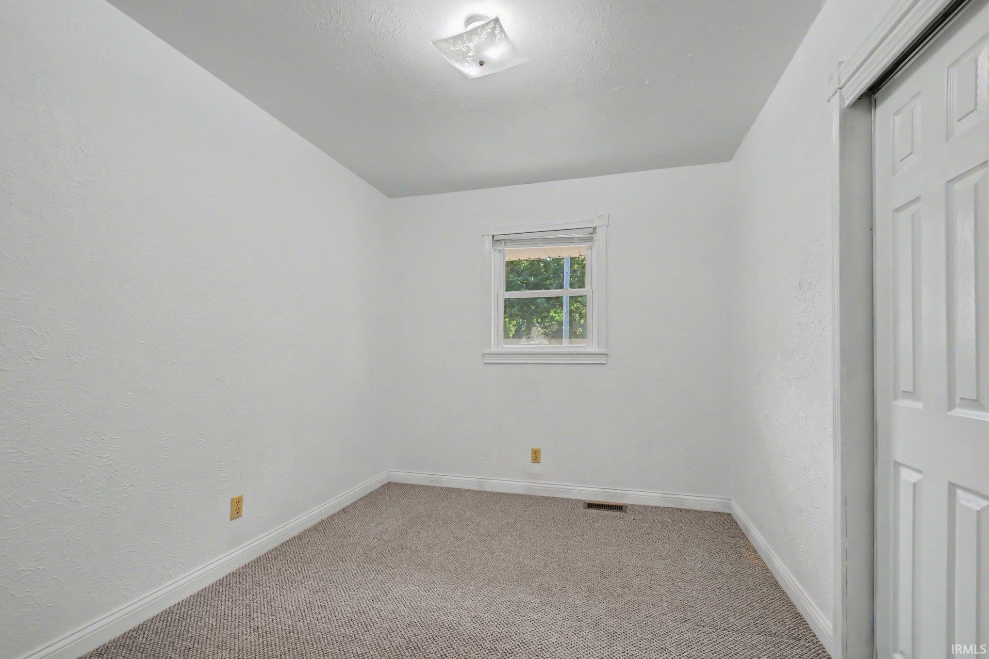 55207 Glenn Road South Bend IN 46628