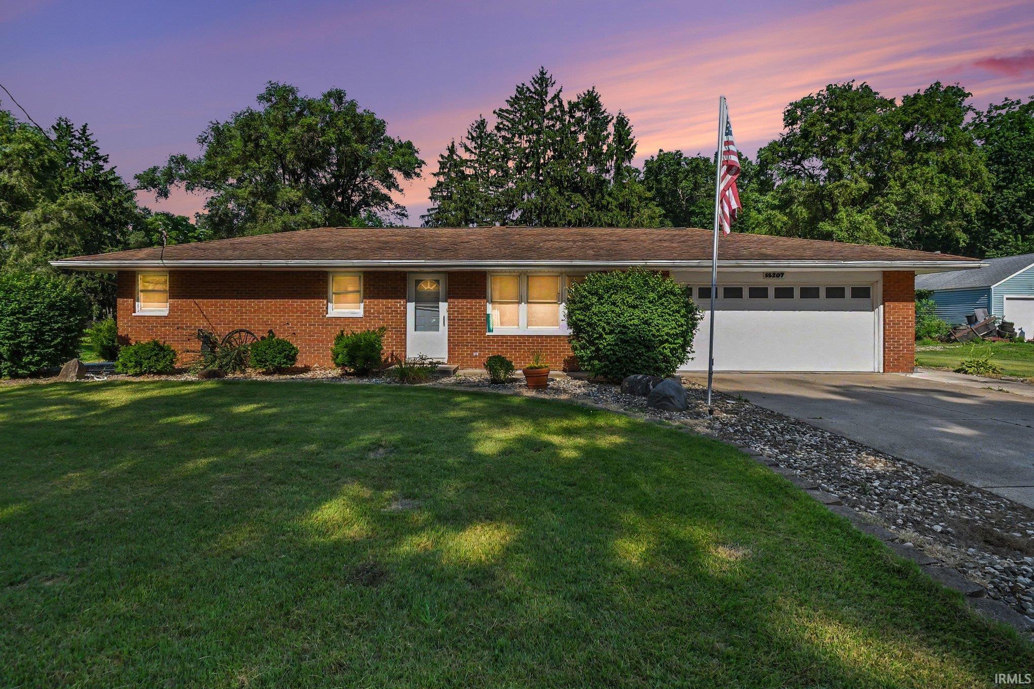 55207 Glenn Road South Bend IN 46628