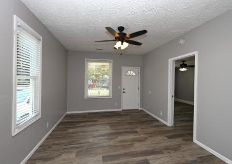 606 S Market Street Winamac IN 46996