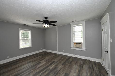 606 S Market Street Winamac IN 46996