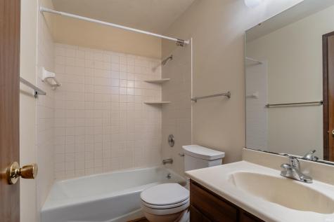 7601 Rock Creek Lane Evansville IN 47711