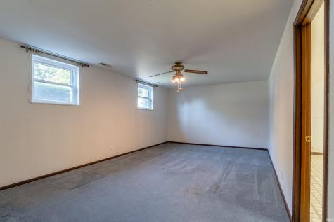 7601 Rock Creek Lane Evansville IN 47711