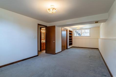 7601 Rock Creek Lane Evansville IN 47711