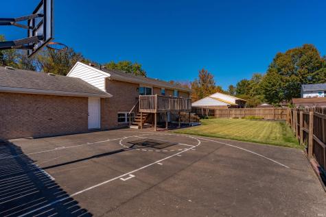 7601 Rock Creek Lane Evansville IN 47711