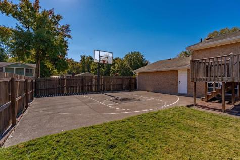 7601 Rock Creek Lane Evansville IN 47711