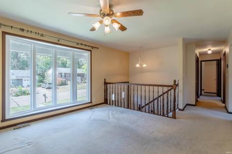 7601 Rock Creek Lane Evansville IN 47711