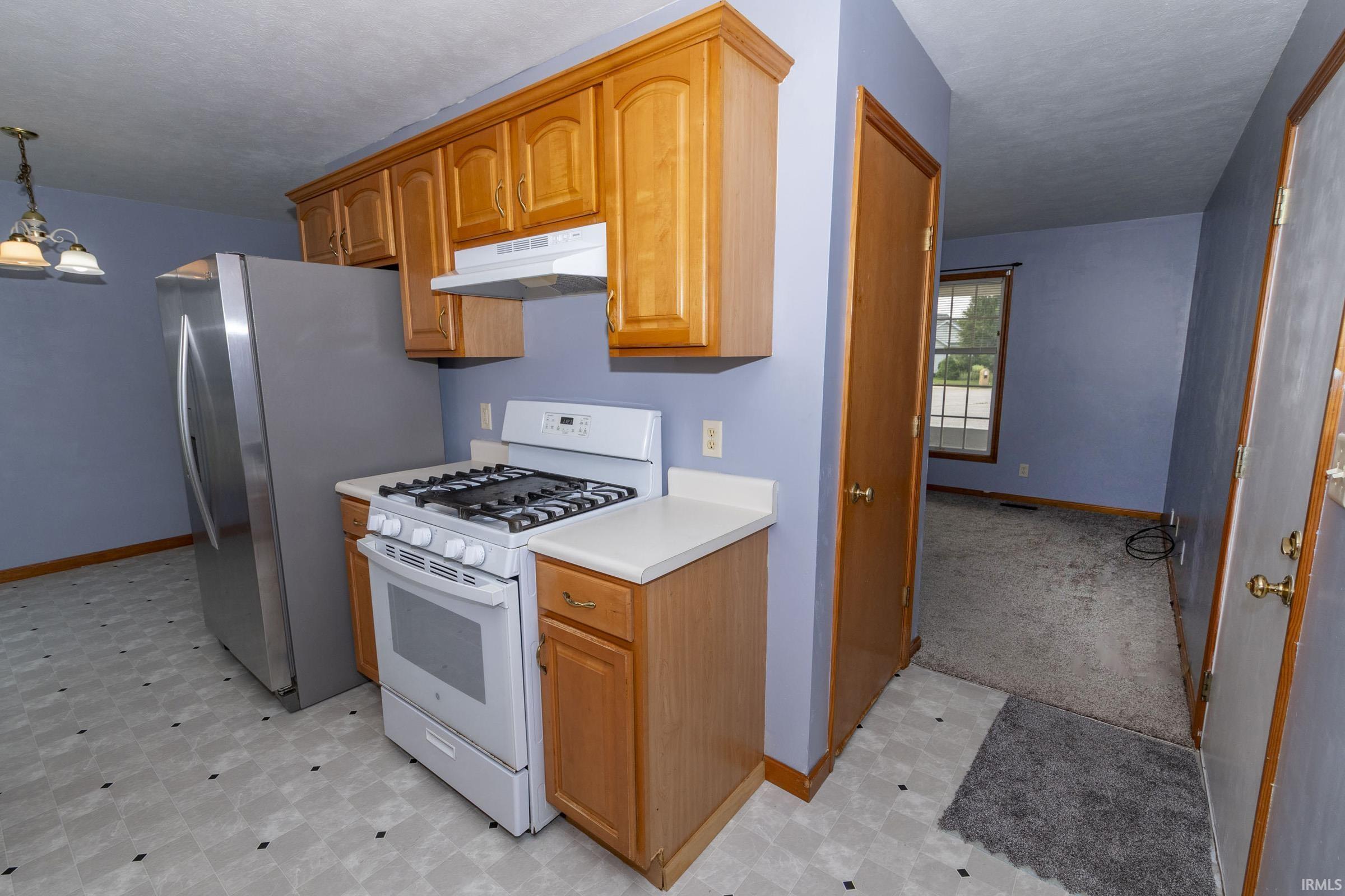 2611 Wynnewood Ct Court Goshen IN 46526