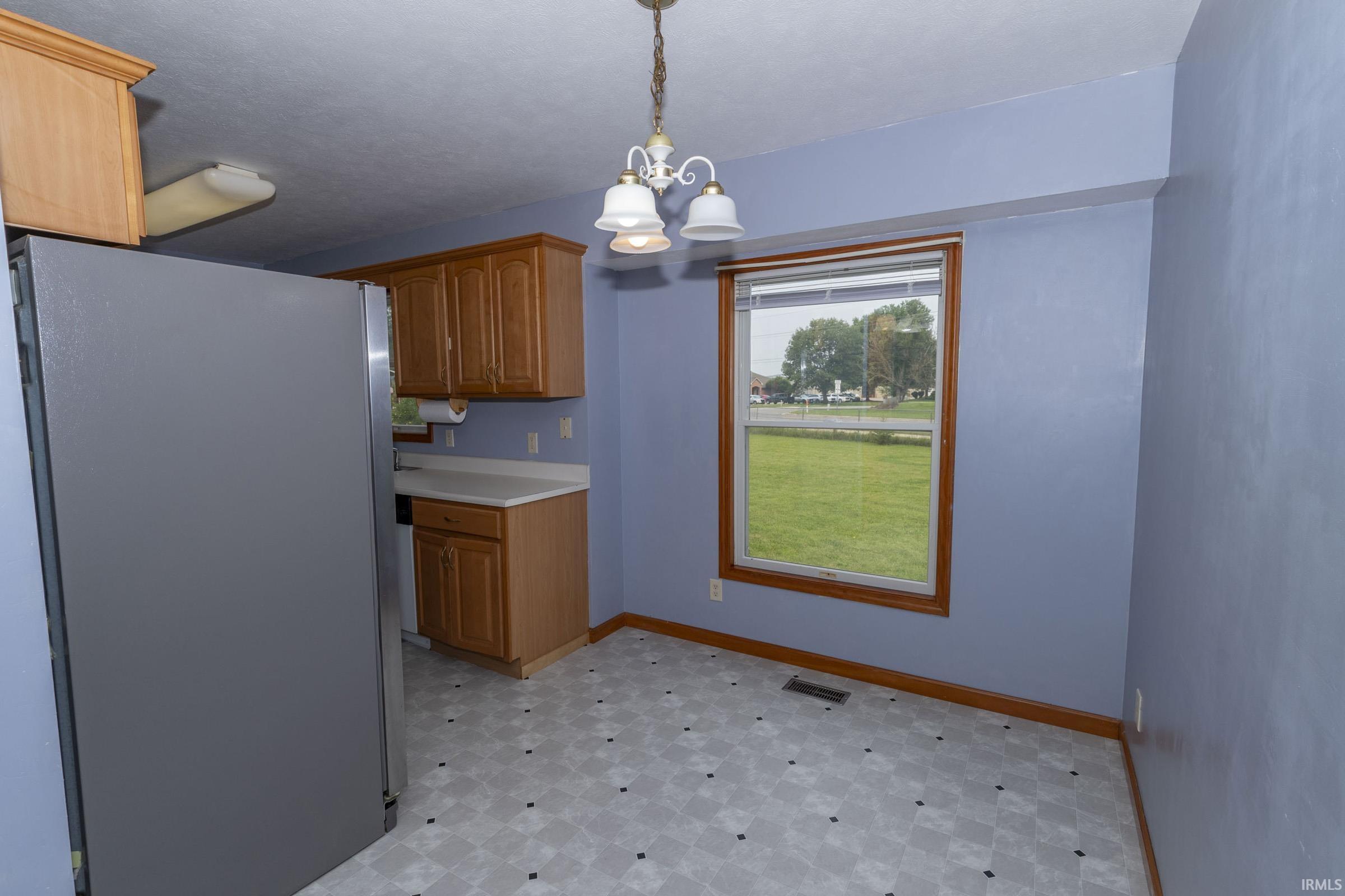 2611 Wynnewood Ct Court Goshen IN 46526