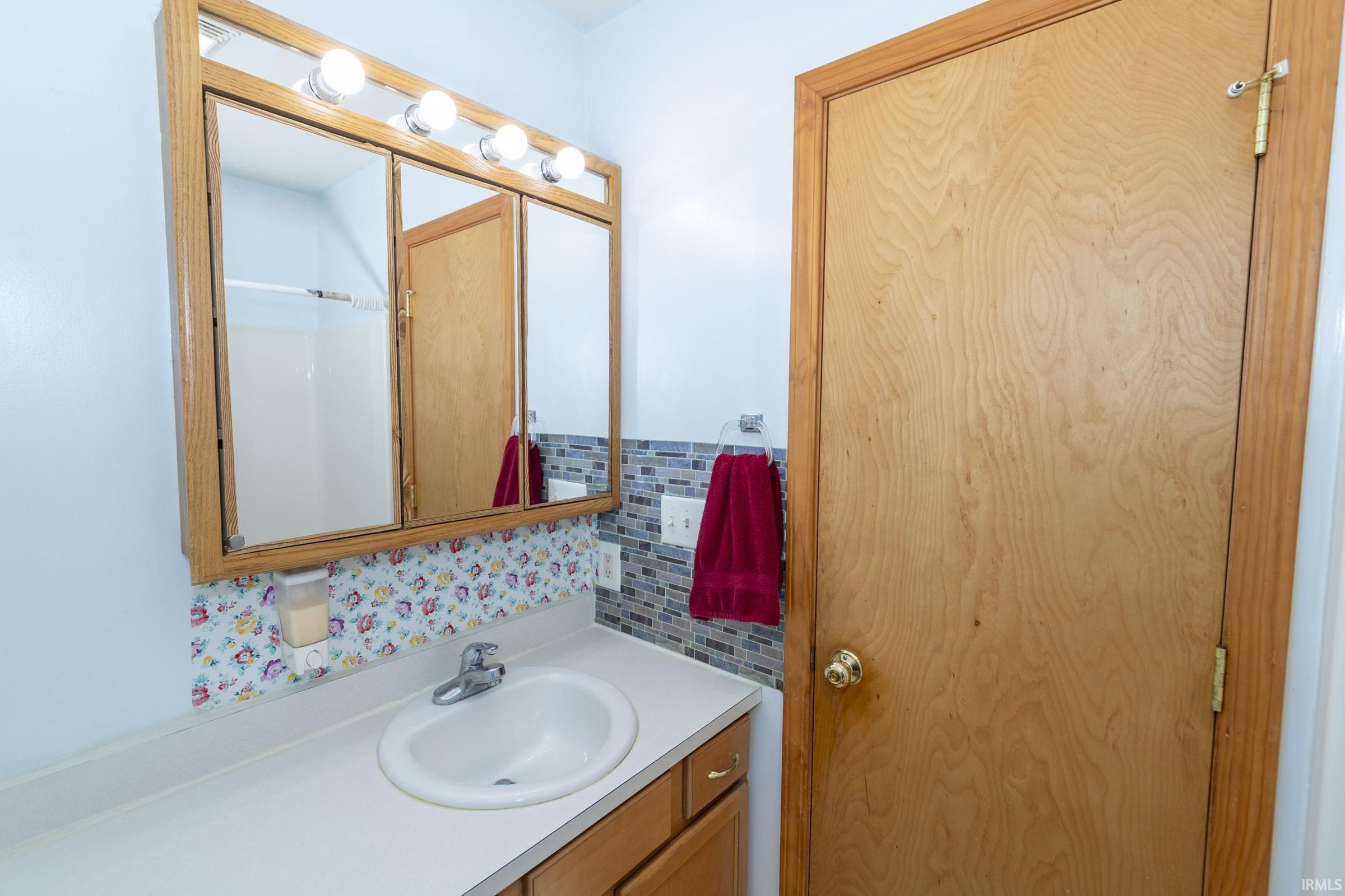 2611 Wynnewood Ct Court Goshen IN 46526
