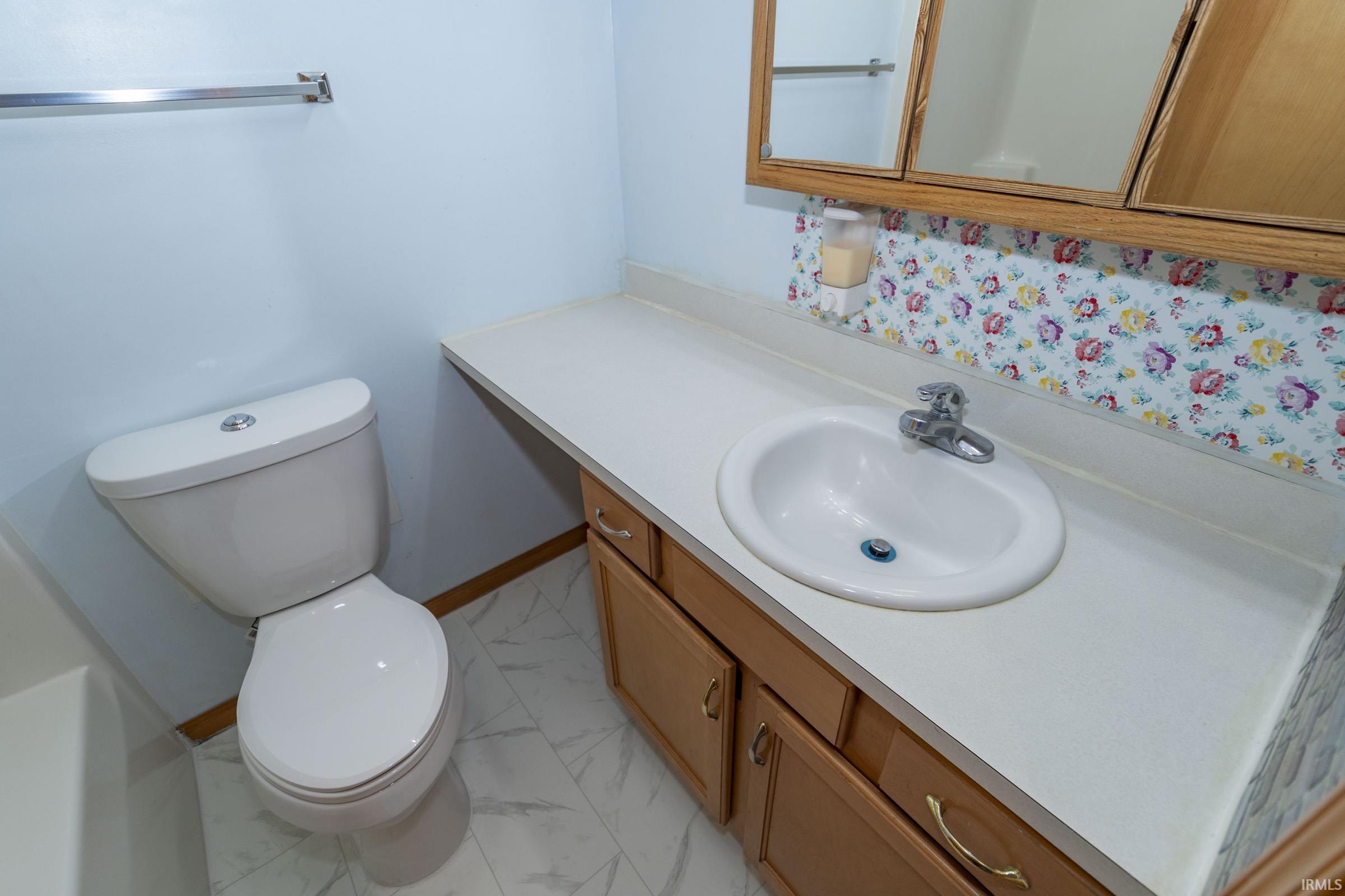 2611 Wynnewood Ct Court Goshen IN 46526