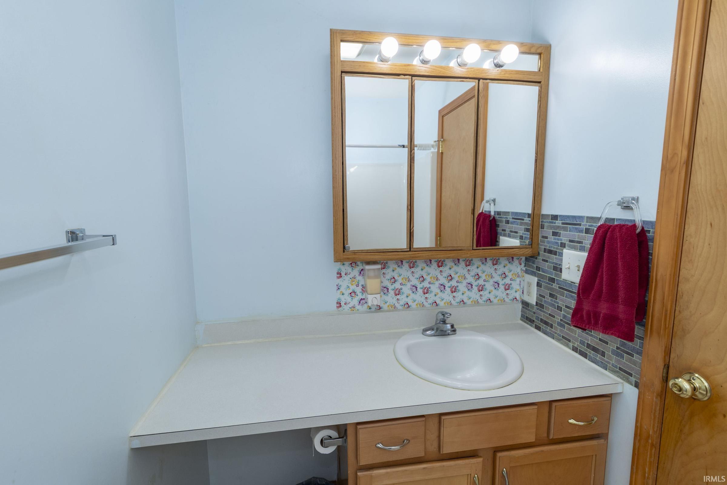 2611 Wynnewood Ct Court Goshen IN 46526