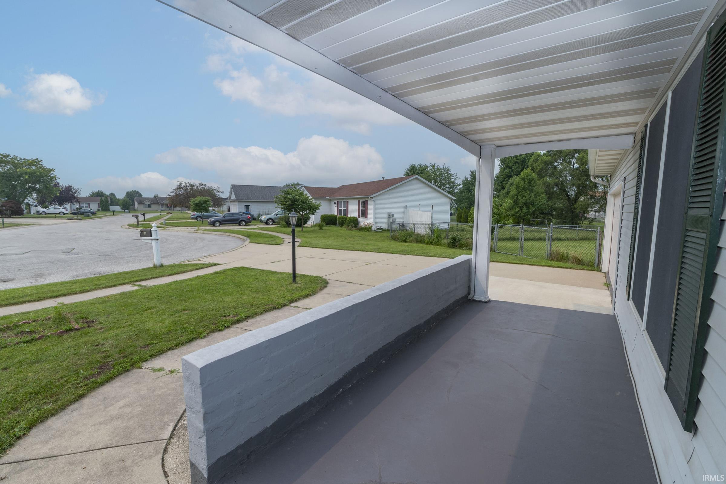 2611 Wynnewood Ct Court Goshen IN 46526
