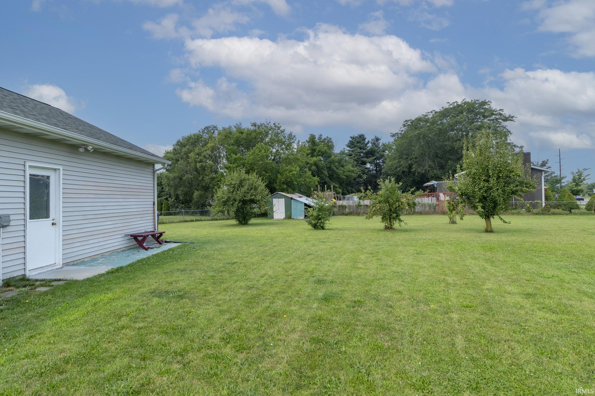 2611 Wynnewood Ct Court Goshen IN 46526