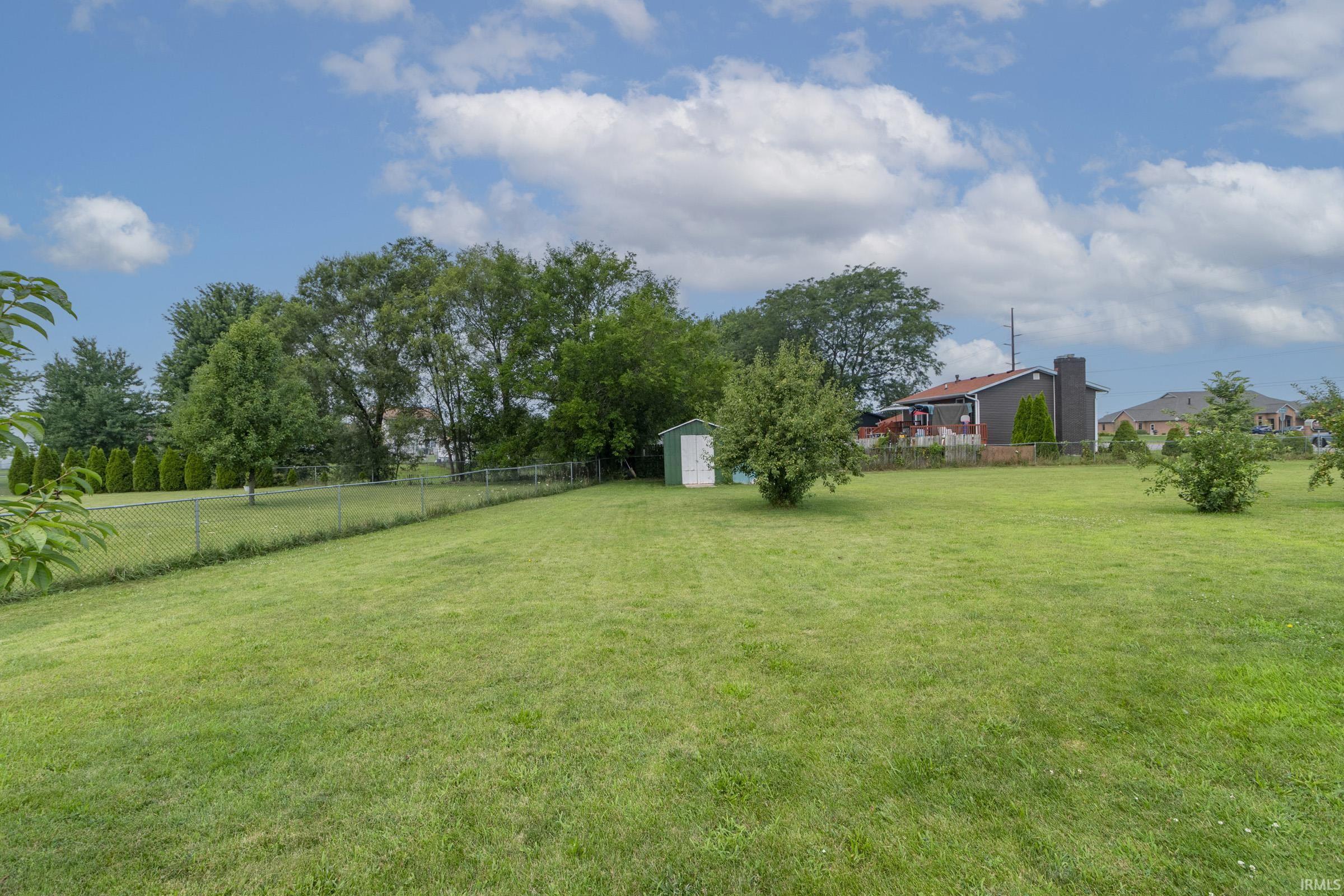 2611 Wynnewood Ct Court Goshen IN 46526