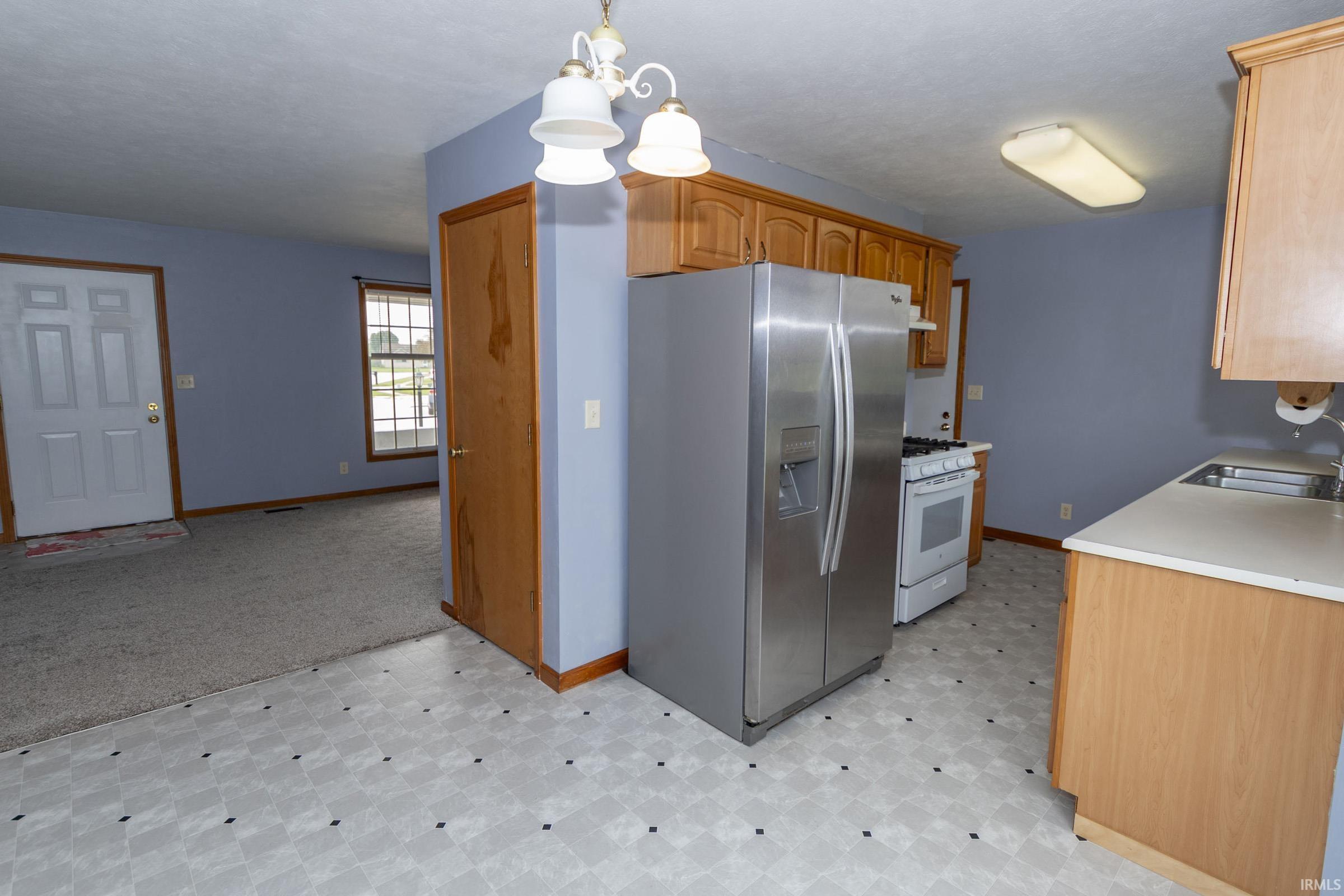 2611 Wynnewood Ct Court Goshen IN 46526